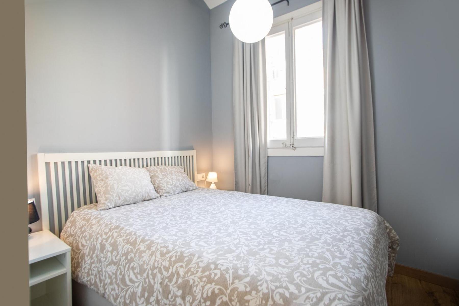 21crm1068 - Fantastic & Tipical Catalonian 2br Flat Appartamento Barcellona