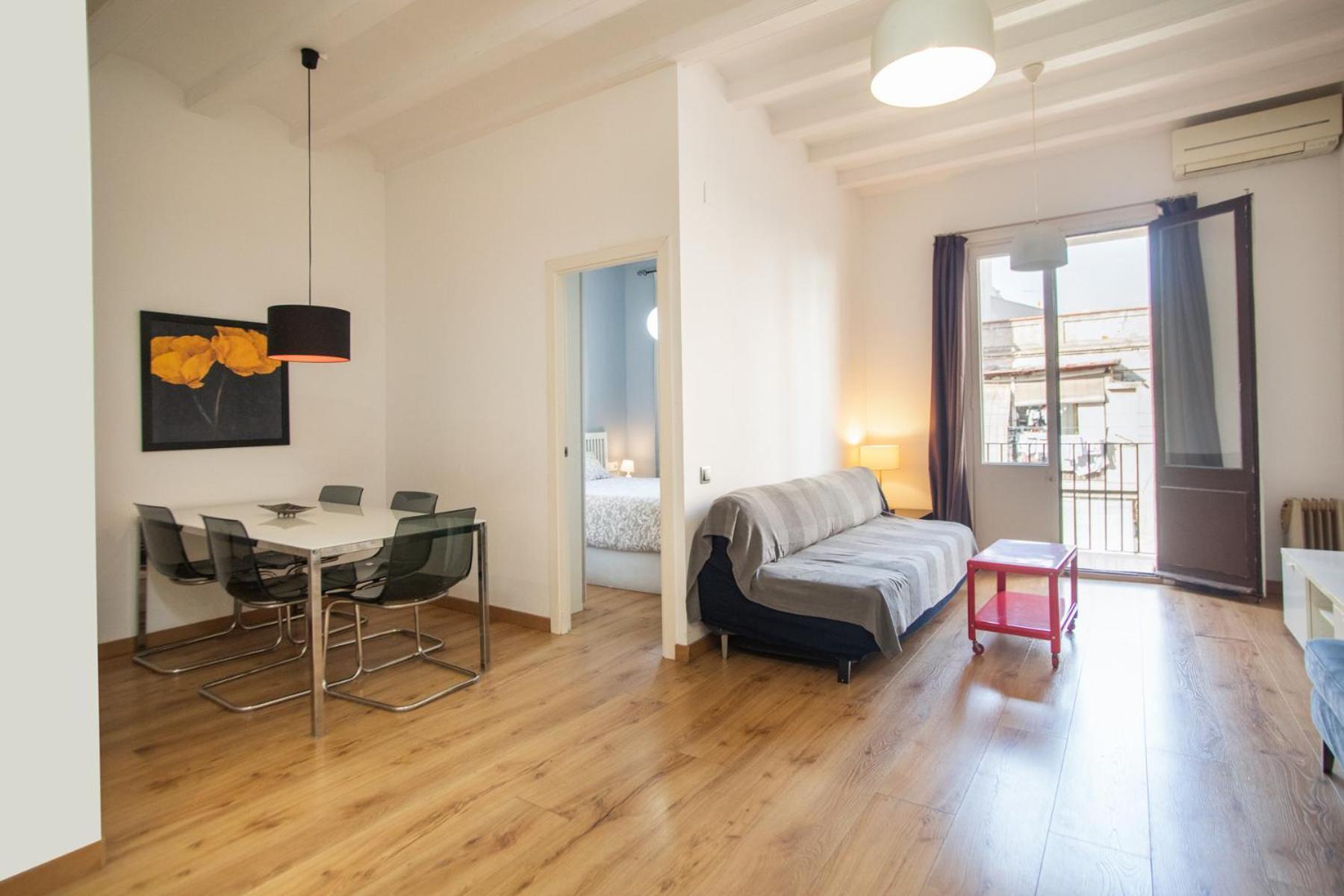 21crm1068 - Fantastic & Tipical Catalonian 2br Flat Appartamento *
